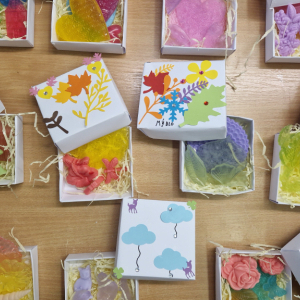 Tvořílci - výroba mýdel (voňavá dílna pro děti)